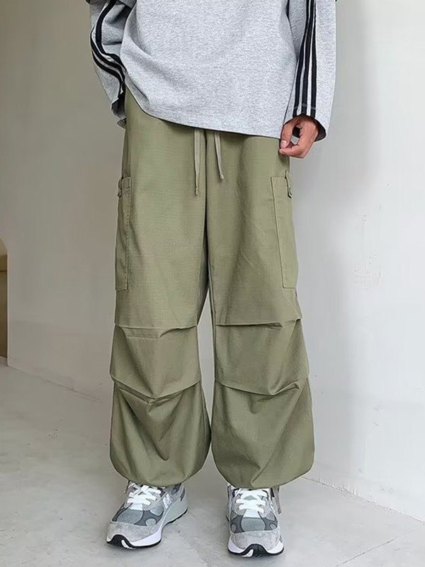 Pantalones cargo de pierna recta fruncidos para hombre-1